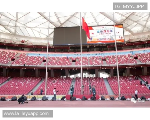 鸟巢足球比赛门票热销中快来抢购体验激情四溢的足球盛宴